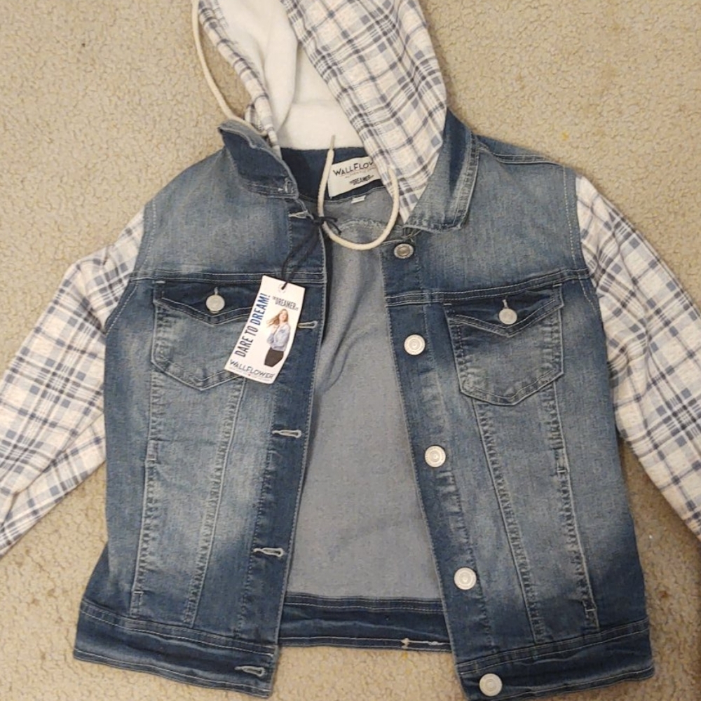 A non used Jean jacket